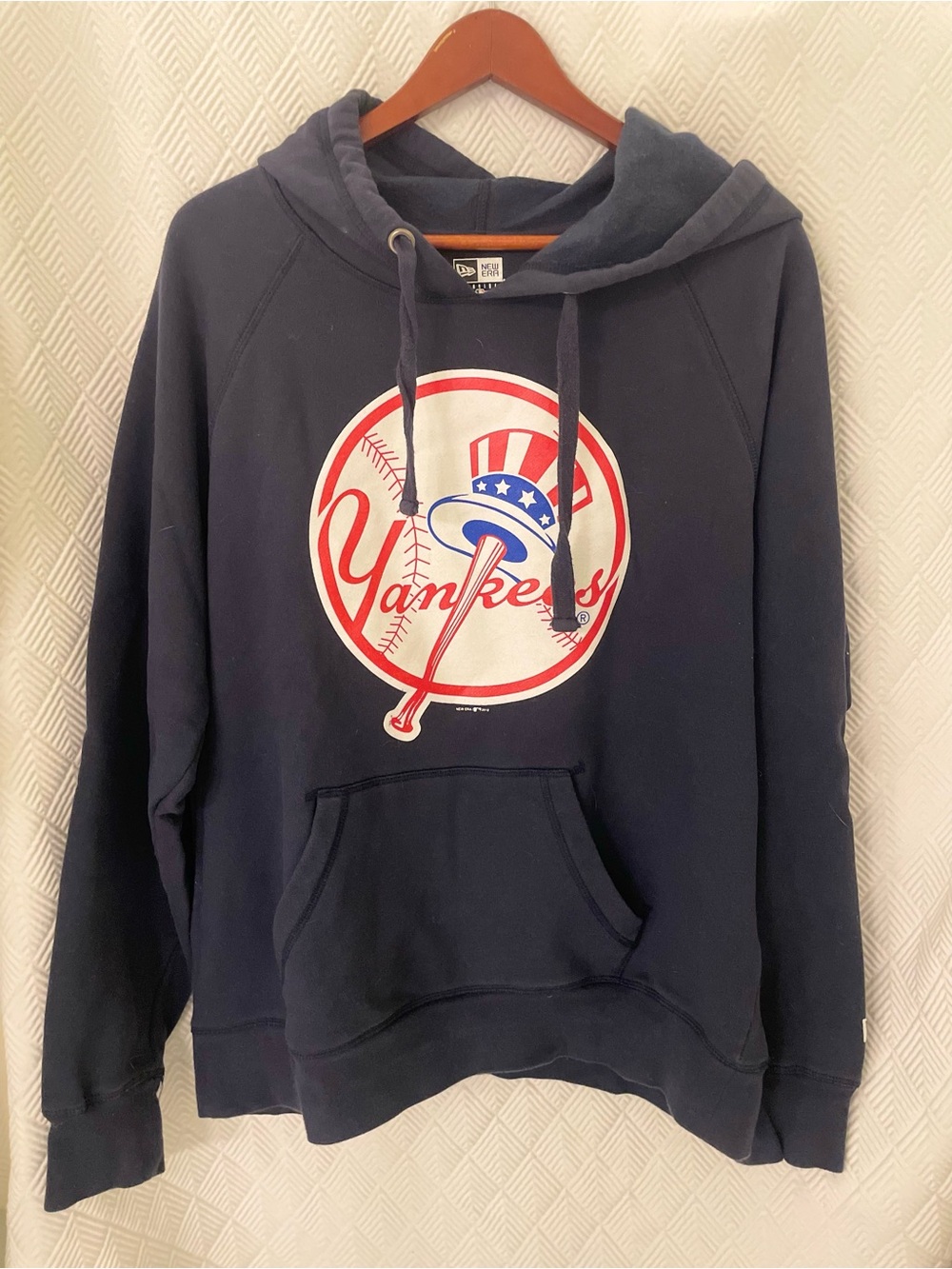 New Era New York Yankees Navy Hoodie Size Large